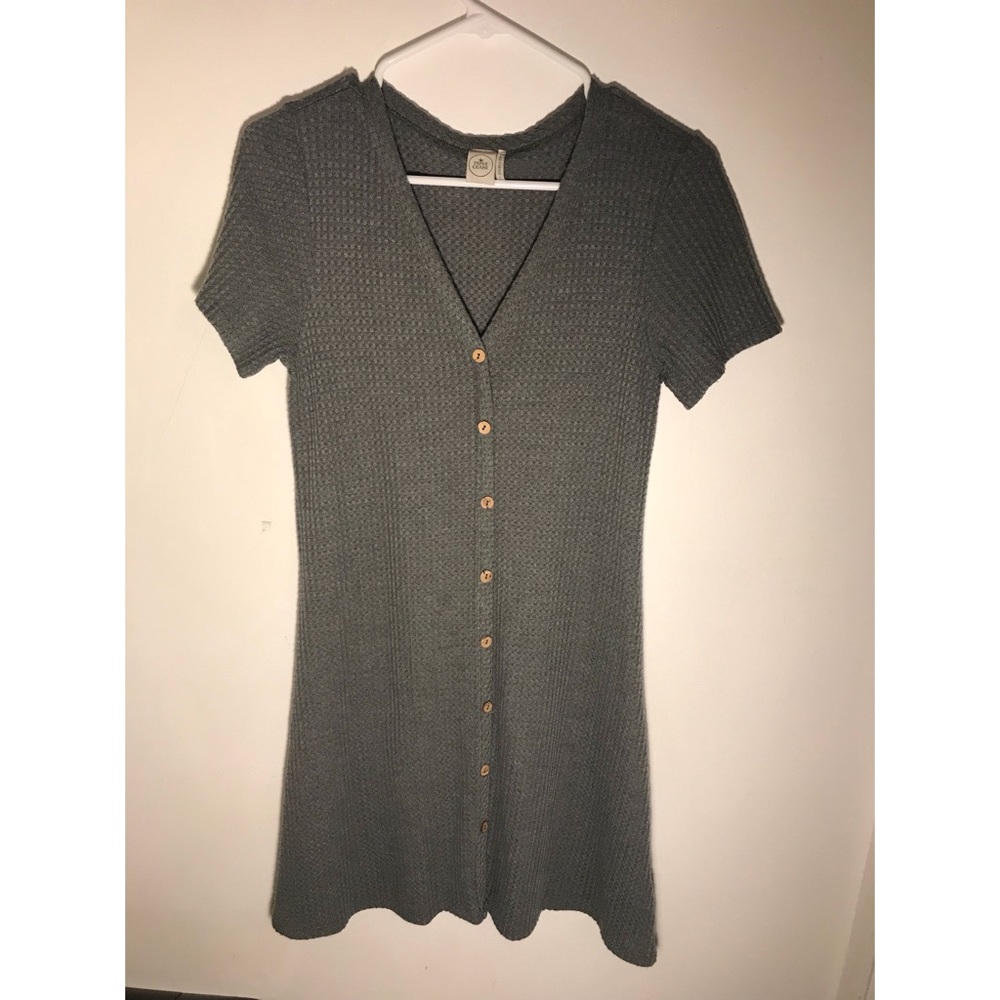 Paper Crane waffle wooden button-down dress v-neck